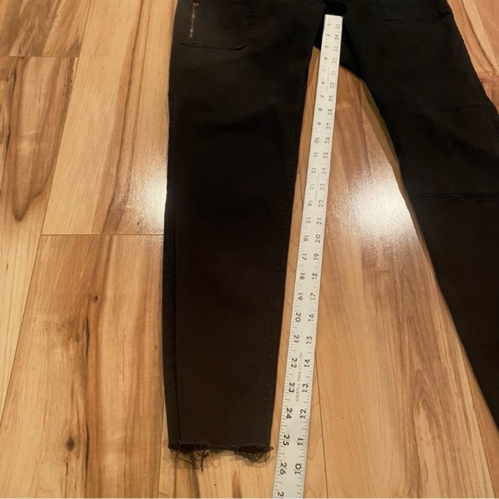 SALE!!! Hollister Low Rise Super Skinny Crop Pants—5R - Picture 6 of 6